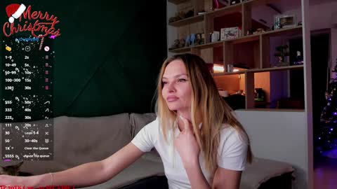 Mia online show from 12-25-24, 03:38