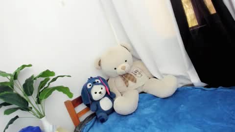 Thea online show from 12-04-25, 06:12