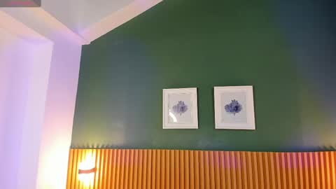 Snapshot of _anavictoria_ chatting on 03-11-25, 12:54 Ana Victoria online show from 03-11-25, 12:54