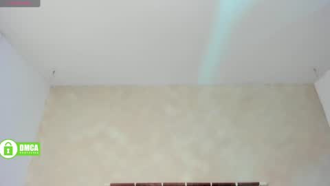 Snapshot of _anavictoria_ chatting on 09-17-25, 05:03 Ana Victoria online show from 09-17-25, 05:03