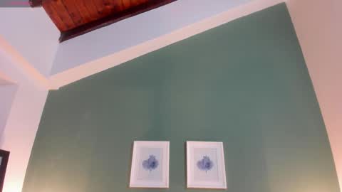 Ana Victoria online show from 11-28-25, 06:21