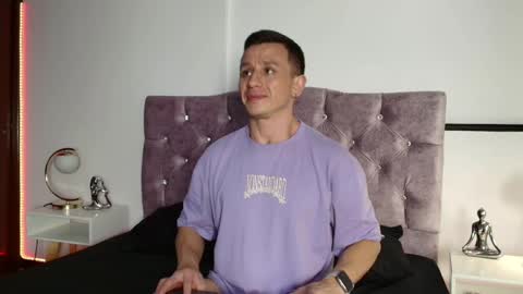 _andrewfalcon2 online show from 01-22-25, 12:17