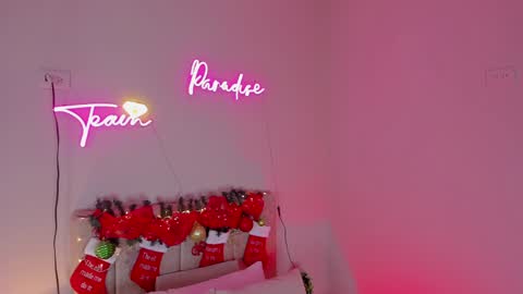 ngela  online show from 12-26-24, 05:51