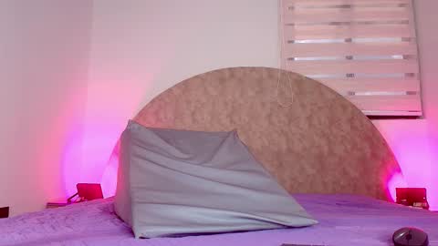 Snapshot of _aniisha_ chatting on 11-24-25, 07:35 Any online show from 11-24-25, 07:35