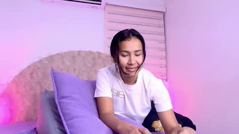 Snapshot of _aniisha_ chatting on 01-09-26, 07:15 Any online show from 01-09-26, 07:15