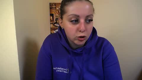 Anna online show from 10-15-25, 06:57