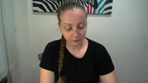 Snapshot of _annabelle_lee chatting on 06-25-26, 06:18 Anna online show from 06-25-26, 06:18