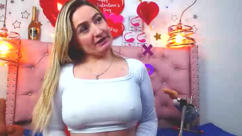 _antonella_11 online show from 02-25-25, 11:55