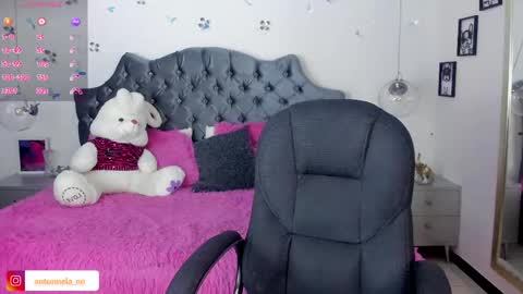 antonnela online show from 02-28-25, 01:47