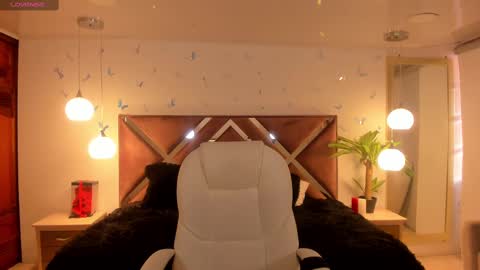 antonnela online show from 09-16-25, 02:29