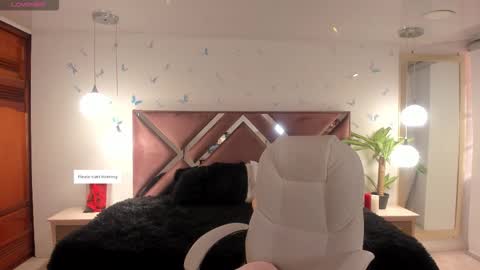 antonnela online show from 09-27-25, 01:38