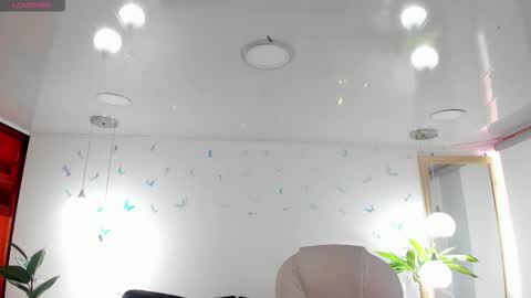 antonnela online show from 02-27-26, 01:55