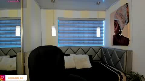 Snapshot of _antonnela_ chatting on 05-22-26, 03:17 antonnela online show from 05-22-26, 03:17