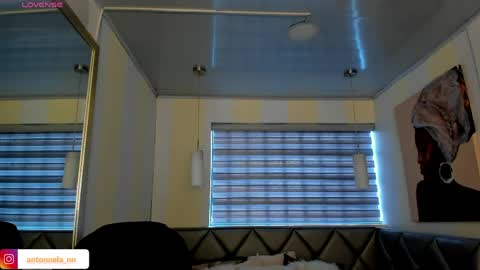 Snapshot of _antonnela_ chatting on 05-25-26, 09:21 antonnela online show from 05-25-26, 09:21