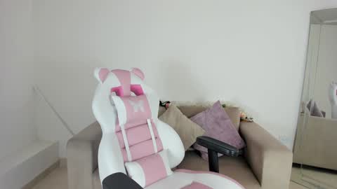    online show from 01-10-25, 12:26