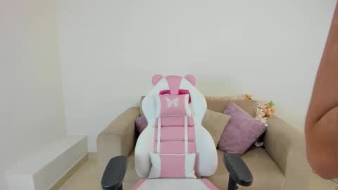    online show from 03-07-25, 04:22