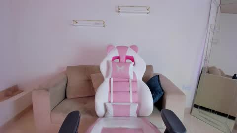    online show from 10-24-25, 12:12