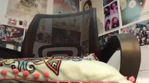 Ariana online show from 01-10-25, 06:17