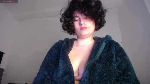 atenea online show from 01-24-25, 01:45