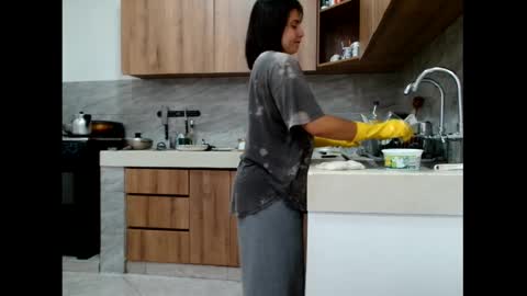 atenea online show from 10-15-25, 01:44