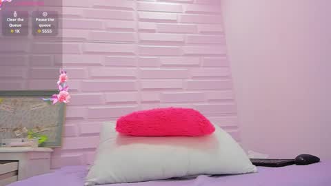 Becky online show from 02-11-25, 06:55