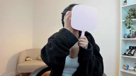 Snapshot of _bellaevans_ chatting on 01-23-25, 08:46 Bella Evans online show from 01-23-25, 08:46