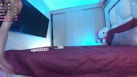 Snapshot of _bellaswwet_ chatting on 02-28-25, 02:20 _bellaswwet_ online show from 02-28-25, 02:20