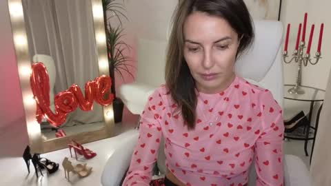 Beylly online show from 02-15-25, 06:02