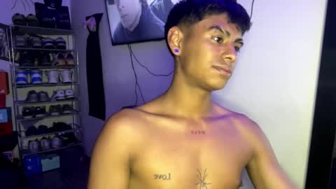 Snapshot of _billowy_ chatting on 11-14-25, 04:33 _billowy_ online show from 11-14-25, 04:33