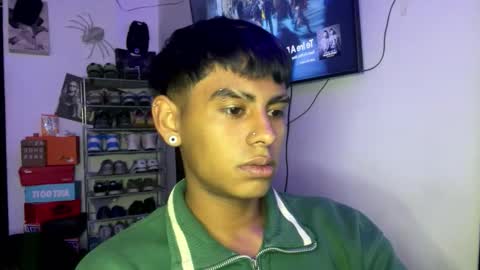 Snapshot of _billowy_ chatting on 11-15-25, 04:58 _billowy_ online show from 11-15-25, 04:58