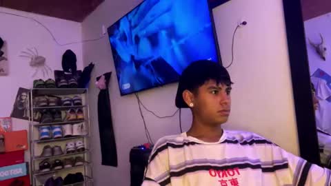 Snapshot of _billowy_ chatting on 12-15-25, 08:13 _billowy_ online show from 12-15-25, 08:13