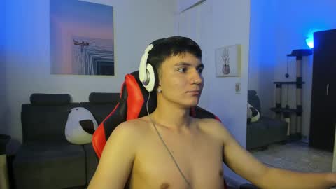 Snapshot of _blakee chatting on 01-20-25, 03:37 B L A K E online show from 01-20-25, 03:37