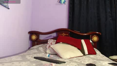 Snapshot of _boombom__ chatting on 10-27-25, 12:04 _boombom__ online show from 10-27-25, 12:04