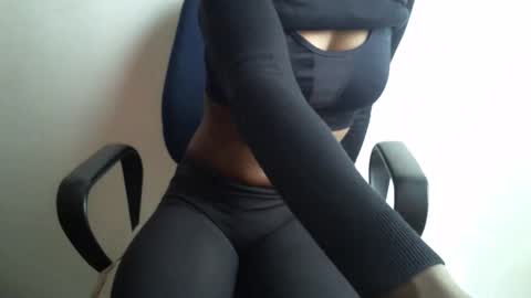 Snapshot of _bunny_b chatting on 03-07-25, 07:08 I will be back soon  online show from 03-07-25, 07:08