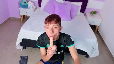  camilo online show from 06-20-26, 04:21