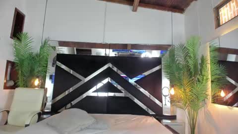 Candy online show from 11-07-25, 06:30