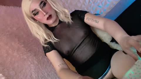 Caroline online show from 03-11-25, 06:00