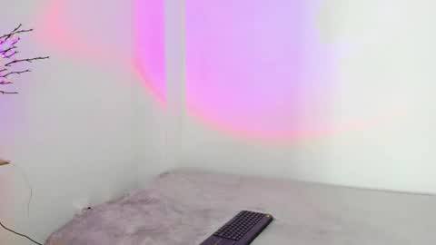 Snapshot of _cat_18 chatting on 09-28-25, 11:54 You can Call me Kitty Cat online show from 09-28-25, 11:54