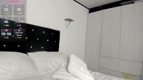 Bella  online show from 03-06-26, 10:39