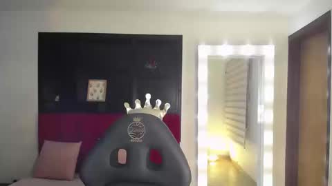 Snapshot of _charlotte_collins_ chatting on 09-20-25, 04:30 _charlotte_collins_ online show from 09-20-25, 04:30