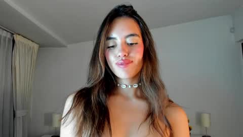 Charlote online show from 02-14-25, 01:34