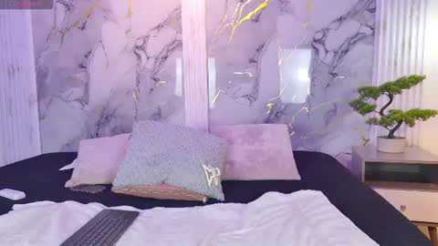 Snapshot of _charlotte_queen_ chatting on 07-01-26, 06:51 _charlotte_queen_ online show from 07-01-26, 06:51