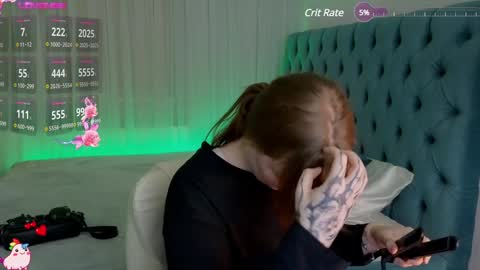 Snapshot of _chlo_e chatting on 01-18-25, 09:34 Alisa NO NUDE online show from 01-18-25, 09:34