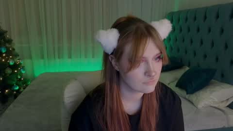 Snapshot of _chlo_e chatting on 01-22-25, 09:54 Alisa NO NUDE online show from 01-22-25, 09:54