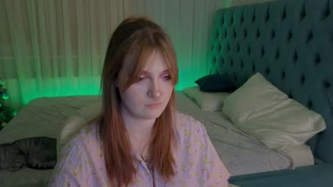 Snapshot of _chlo_e chatting on 01-23-25, 03:58 Alisa NO NUDE online show from 01-23-25, 03:58