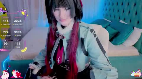 Snapshot of _chlo_e chatting on 10-31-25, 10:33 Alisa NO NUDE online show from 10-31-25, 10:33