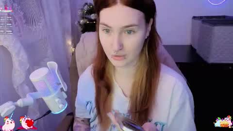 Snapshot of _chlo_e chatting on 12-18-25, 02:23 Alisa NO NUDE online show from 12-18-25, 02:23