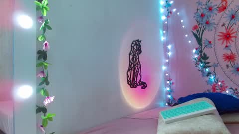 Katy online show from 02-08-25, 01:11