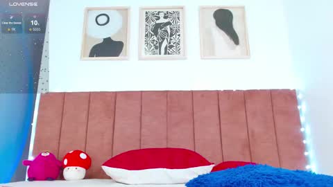 Katy online show from 11-22-25, 01:26