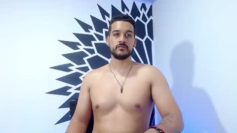 Snapshot of _christopher_dennis_ chatting on 02-02-25, 04:48 CRIS online show from 02-02-25, 04:48